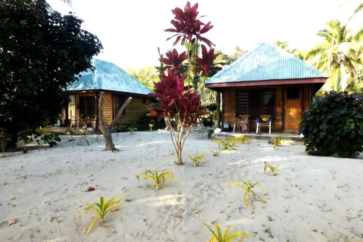 White Sandy Beach-Best Manta Snorkeling Tethi Exteriör bild